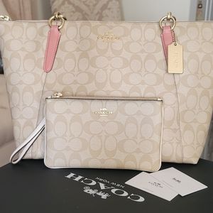 Coach tote bag with zip wristlet